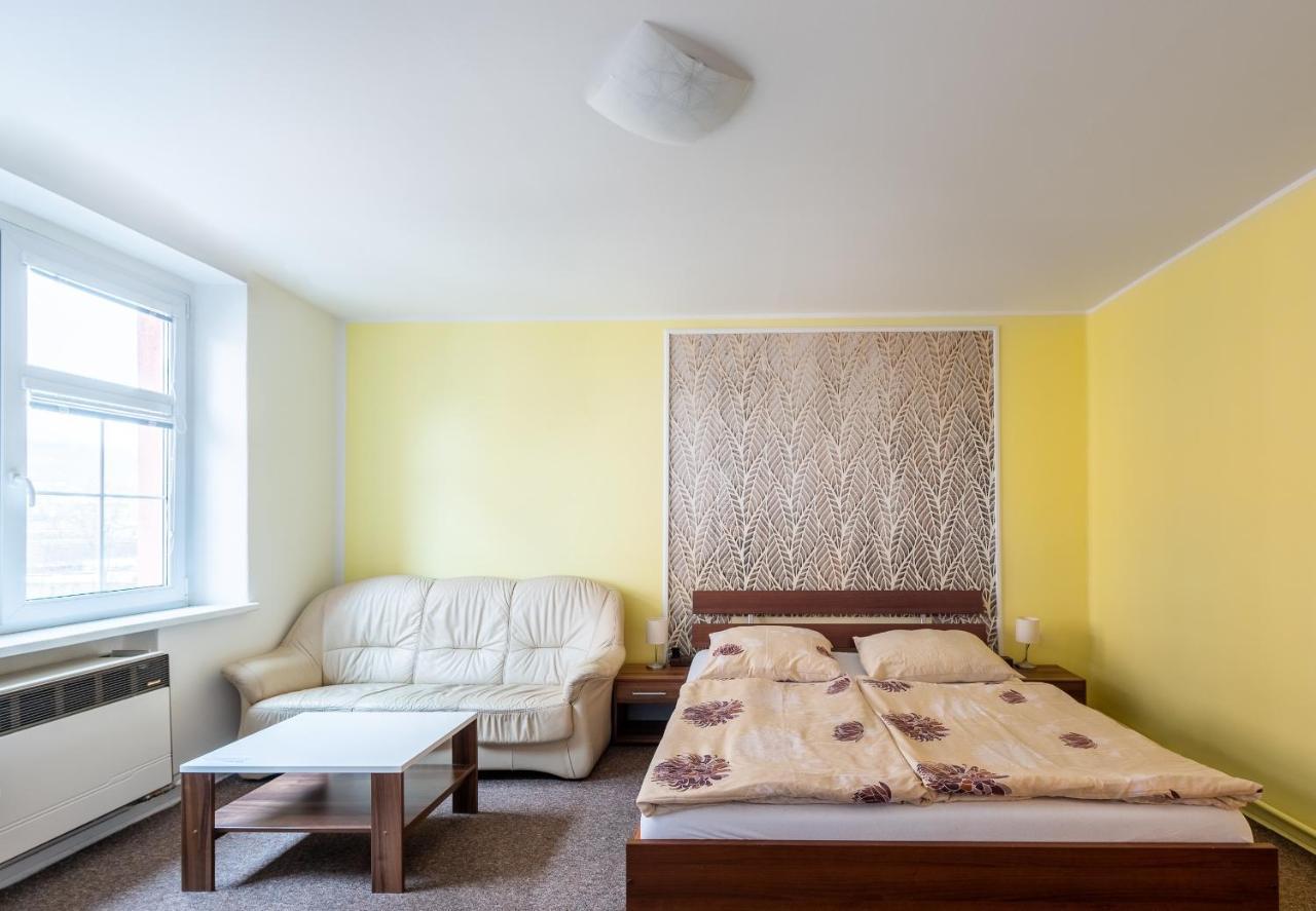 Lena Apartment เดชชิน ภายนอก รูปภาพ